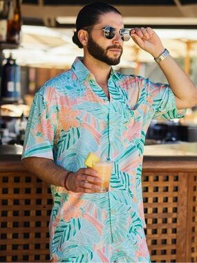 The Hawaii short sleeve shirt